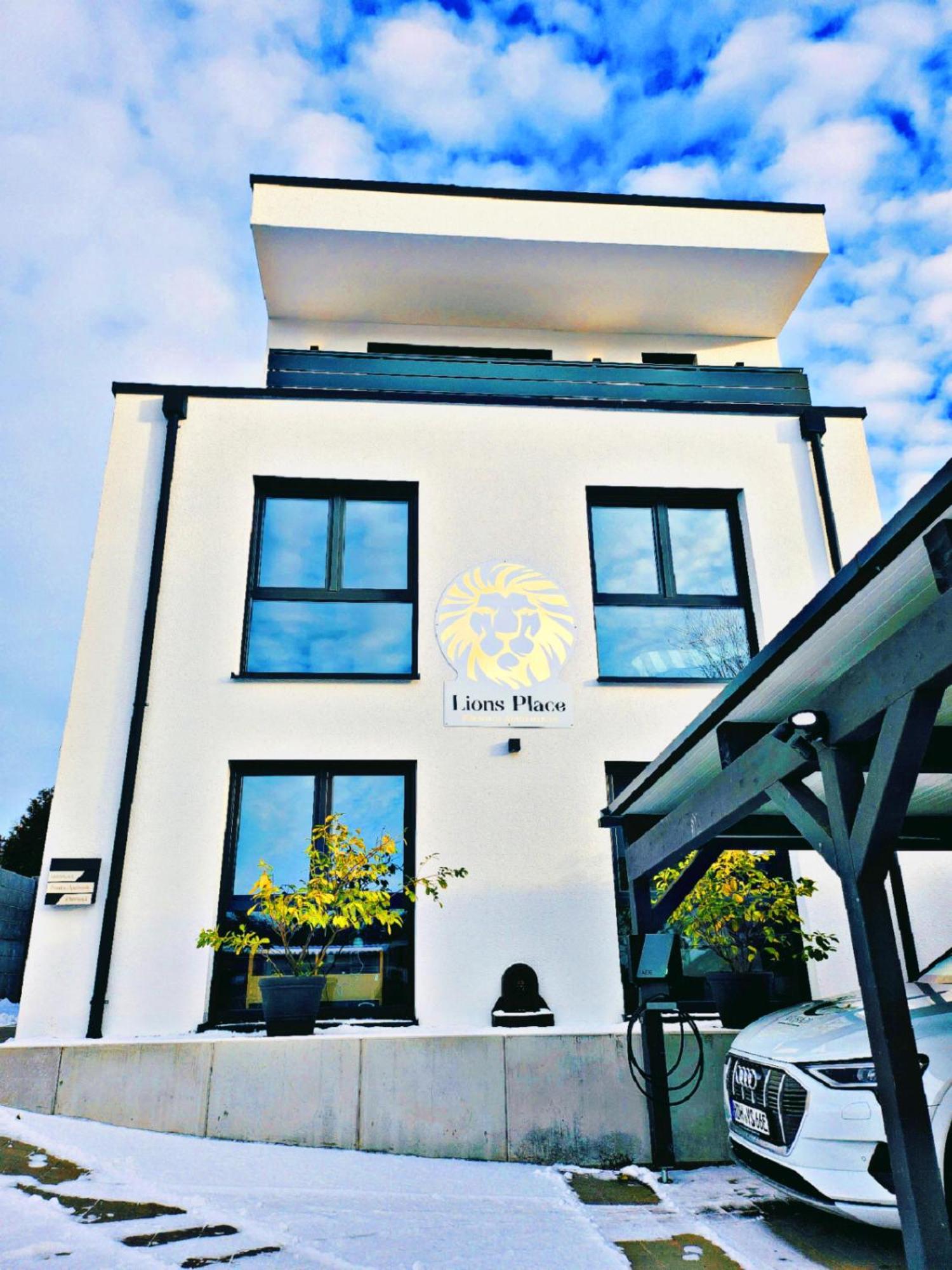 Lions Place Premium Apartments Comfort Optionaler Zugang Zum Spa- Bereich Heidenheim an der Brenz Exterior photo